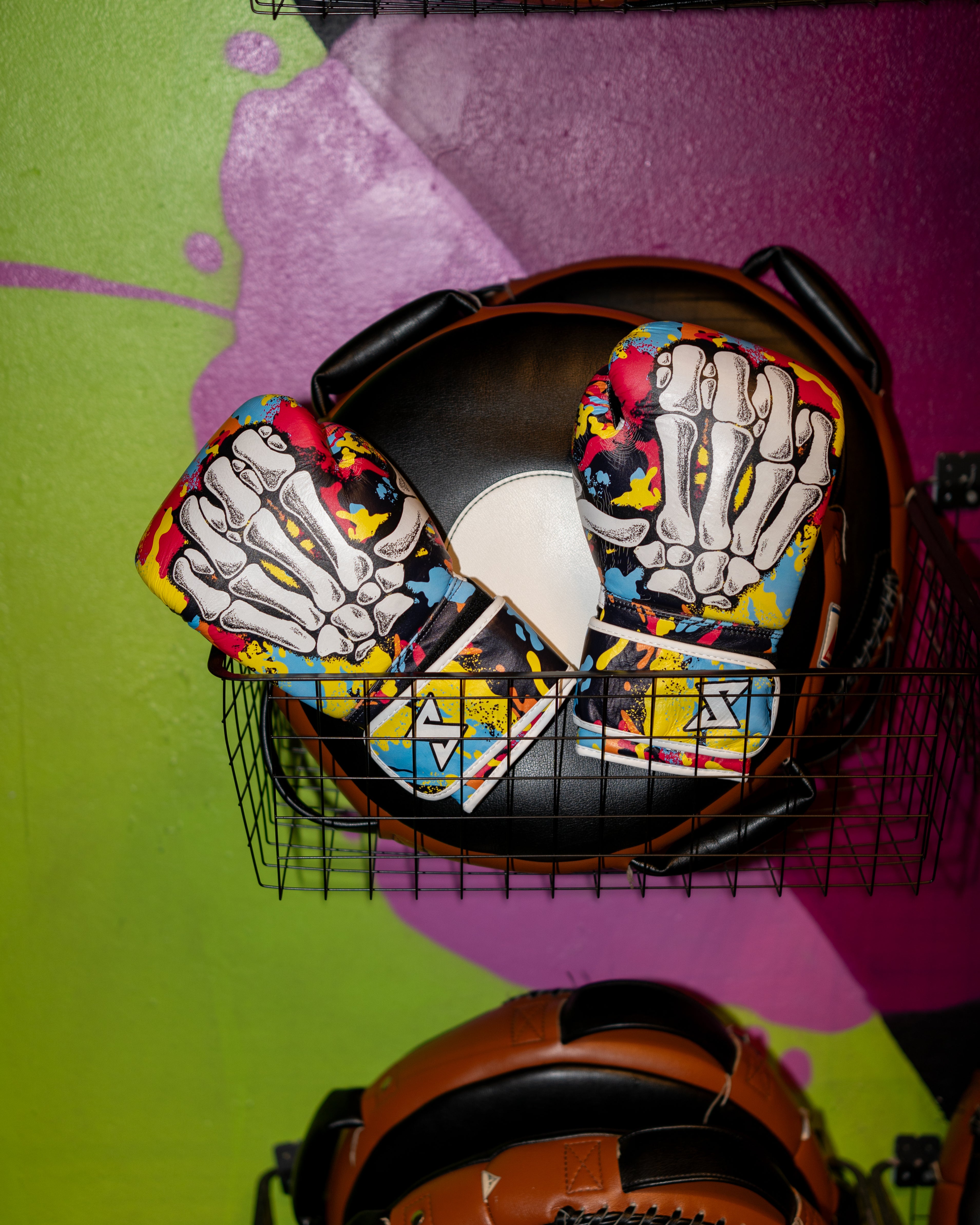 'Splatter Core' Signature Gloves